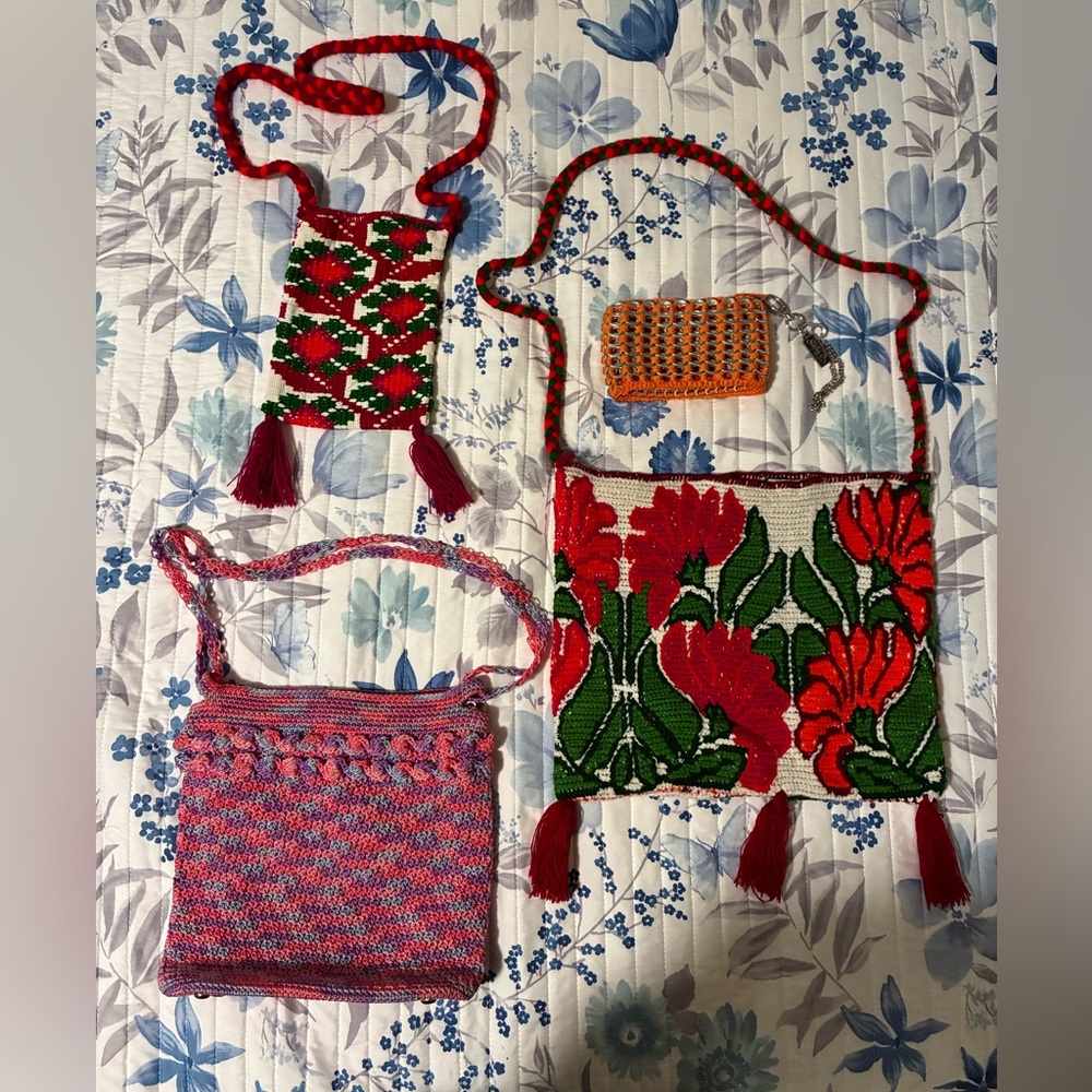 Crochet 🧶 bundle purses